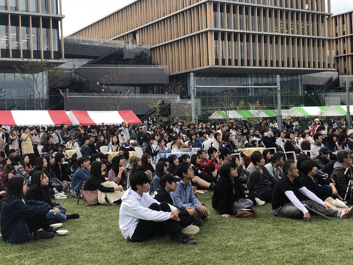 tokohaunivfes's tweet photo. 第1回心薙祭 無事に終了致しました！

数多くの企業の皆様、模擬店や展示・研究発表、ステージ発表をしてくれた学生の皆さん、ご来場していただいたお客様など、多くの方達のご協力によって楽しい大学祭にすることができました🙌

本当にありがとうございました！！

また来年お会いしましょう😆！ https://t.co/LlxSmXDUtH