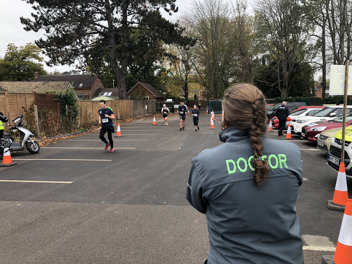 enhanced_c_s's tweet photo. Enhanced Care Doctor Julie and First Responder Ethan clapping in the final few runners @marlowhalf - fantastic work by all the runners and marshals! #eventprofs #runchat #marlowhalf https://t.co/CiNUYGzM20