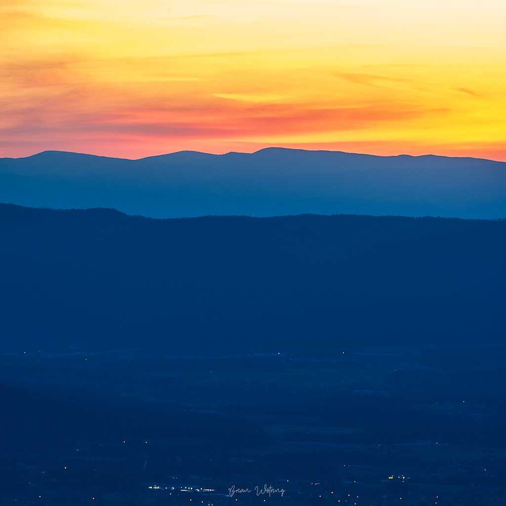 "Horizon" I guess they don't call them the Blue Ridge Mountains for nothin' #natgeo #YourShot #landscapelovers #landscape #landscapes #Nikon #nikonphotography