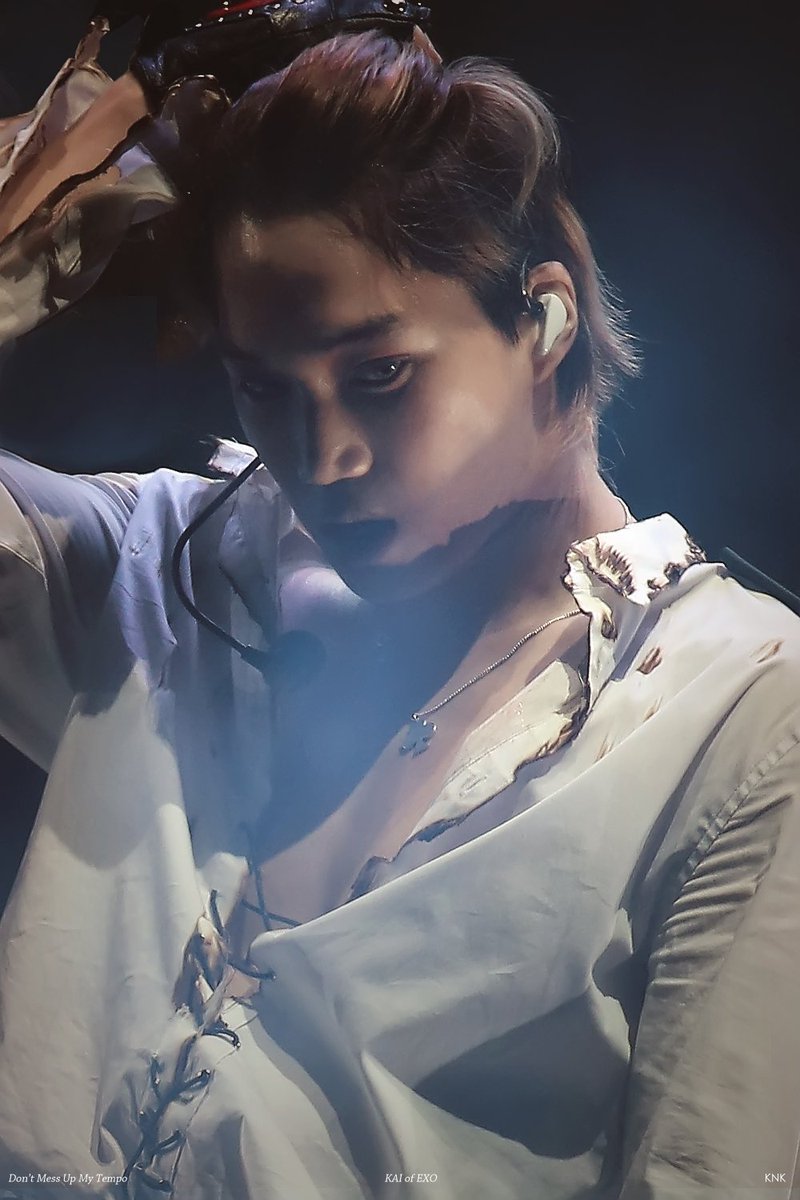 kai_n_kimjongin's tweet photo. " 그 눈 속에서 춤을 춰 "  
https://t.co/Rw4wpH4Rhl

#엑소카이 #카이 #KAI #김종인
#어디에도_없을_완벽한_EXO #EXO #weareoneEXO #EXO_TEMPO #EXO_DontMessUpMyTempo https://t.co/4q0GoNeFpr