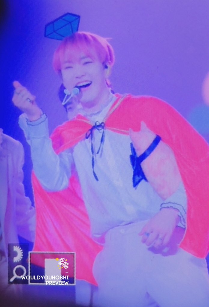 왕댯님 한 톨이라도 아프지 마소서

181104 #호시 #권순영 #HOSHI #세븐틴 #SEVENTEEN