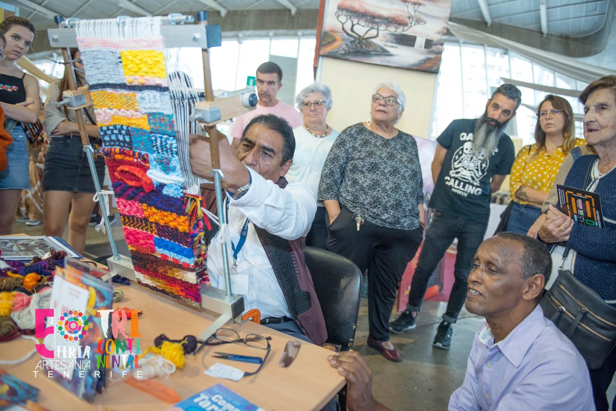 Nos te quedes sin disfrutar en la #Ftricontinental #Artesanía en <a href="/recintoferialtf/">RecintoFerialTf</a> <a href="/CabildoTenerife/">Cabildo de Tenerife</a> Hoy [4nov] último día. Entrada Gratuita (Foto #Tejeduría #Perú Máximo Laura)