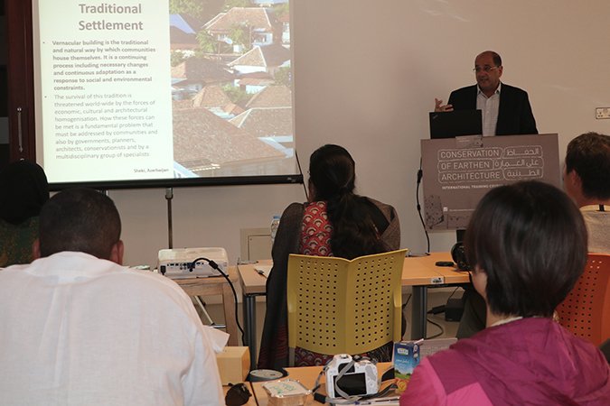 GCIConservation's tweet photo. Special guest, @Zaki_Aslan, director of @ICCROM_ATHAR, gave #EAC18 participants an overview of international heritage charters and conventions and the work of ICCROM. https://t.co/1Vcej83kGp