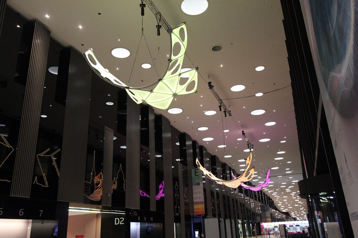 STUDIODEGA's tweet photo. Butterflies in the Expoforum passage. #ufistpetersburg #uficongress #expoforum #butterfly #ruef #рсвя #infinityconst #studiodega https://t.co/1EoFfEZuh5