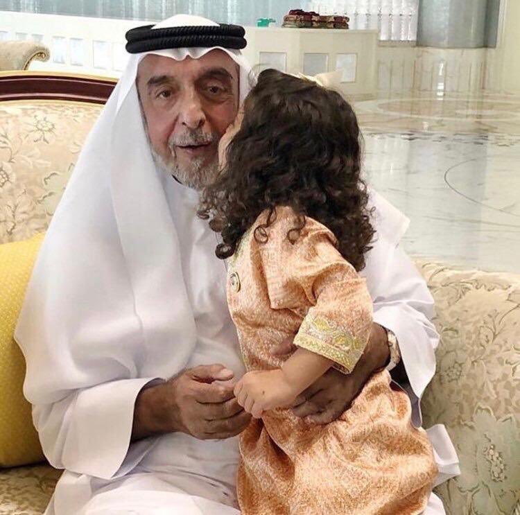 AAmansoory's tweet photo. اللهـم احـفظ ولي أمـرنا #الشيخ_خليفة_بن_زايد وألبسه ثـوب الصحة و العـافيه و أدمـه فخراً و ذخراً لنا يـارب العالمين 🙏🏼 https://t.co/CmibBVH6lu