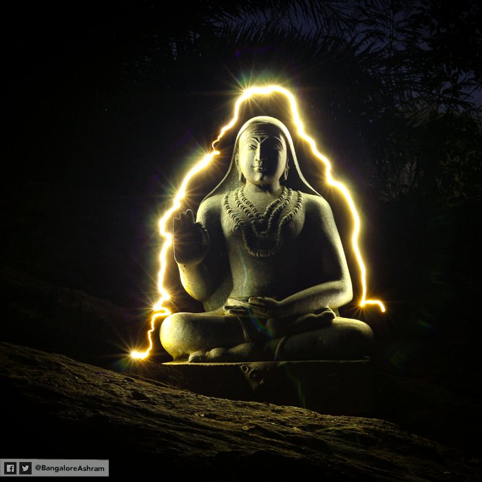 A mind without agitation is meditation. A mind in the present moment is meditation. A mind which becomes no-mind is meditation. A mind that has no hesitation, no anticipation, is meditation. A mind that has come back to the home, to the source, is meditation.