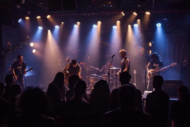 Random_Dogs's tweet image. תודה רבה לכל מי שהגיע בשישי להופעת ההשקה שלנו ב תיאטרון תמונע! 
נתתם בראש 🤘🤘🤘
🎸
ועכשיו - לסינגל הבא 🤪
#חכוחכו

צילום: Nano Zi