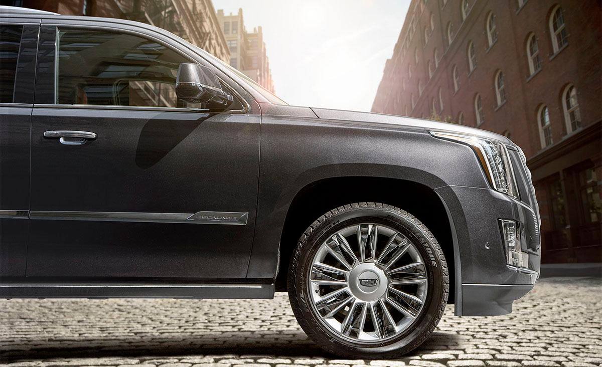 NorthBayCBG's tweet image. 4-Wheel Drive Luxury at an unthinkable rate. 

Save over $10,000 off MSRP on the Cadillac Escalade this weekend at North Bay Cadillac. Learn more: bit.ly/2quj8Kg