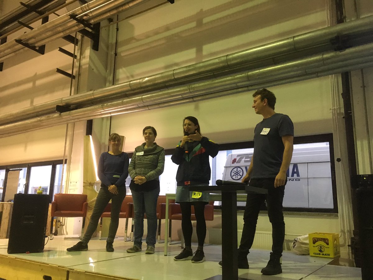 SHD_Berlin's tweet photo. 6: gender pay gap clock - we need to talk about the gender pay gap. A clock that runs on women's time (20% slower) #SHDB18 https://t.co/BRlIZxZlcV