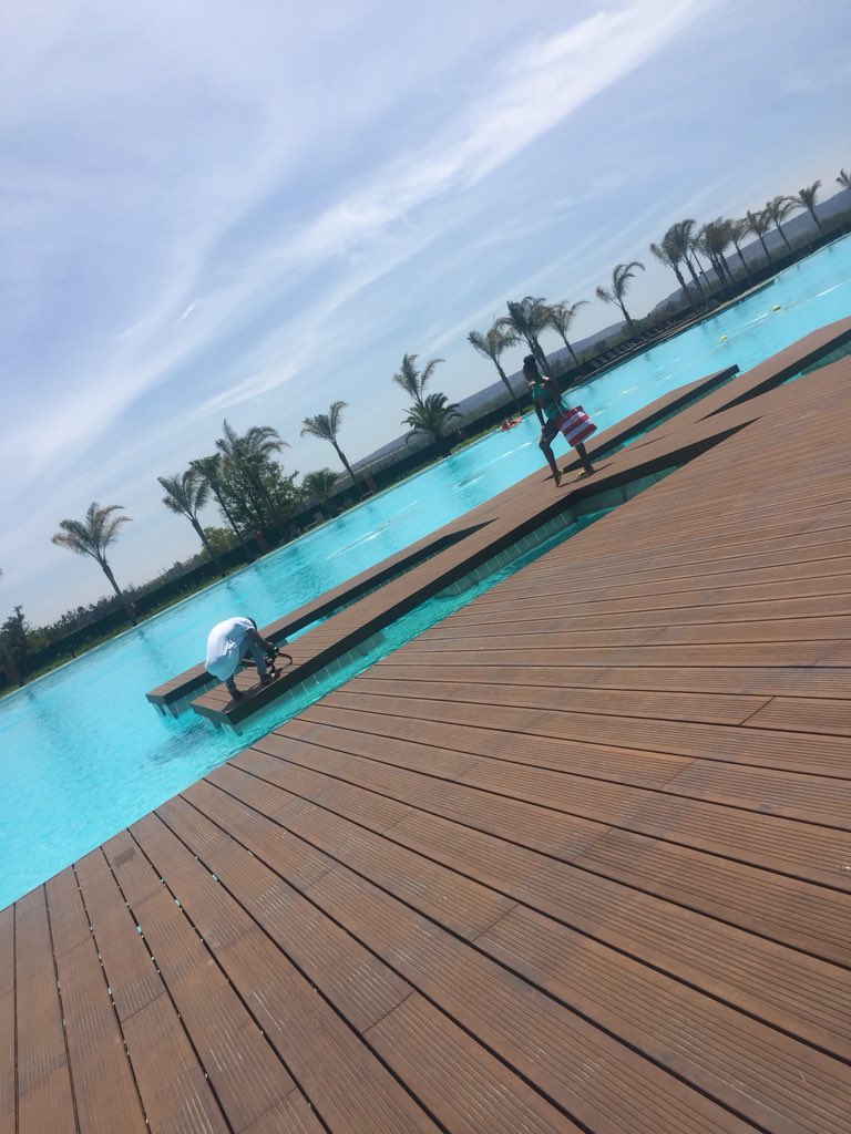 Paballo_Budha's tweet image. 🏝🏖⛱🌞

BEHIND THE SCENES . VISUALS DROPPING SOON 
S/O @fluo_imagery