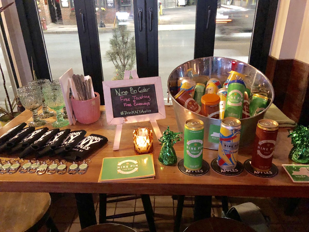 DaddyJonesBar's tweet photo. Huge thanks to @ninepincider for a great tasting on Thursday night!
•
•
#somerville #getyourgreekon #ninepincider #tasting #magoun #magounsquare #greekfood #cider https://t.co/dwS6zrXdpg