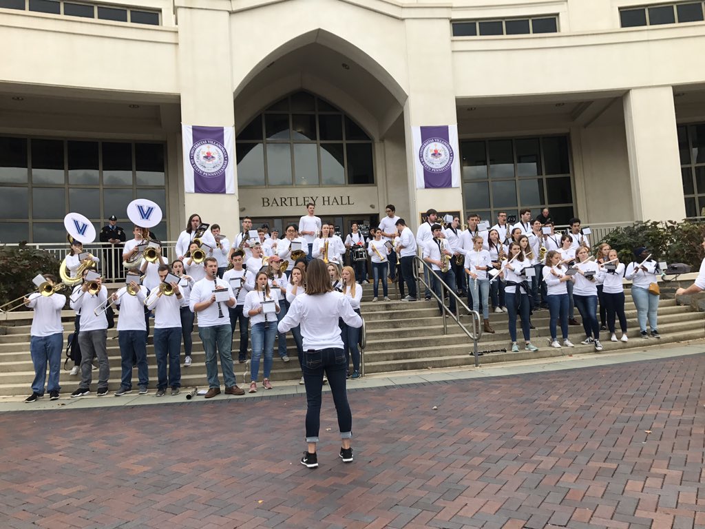 Villanova Band tweet media