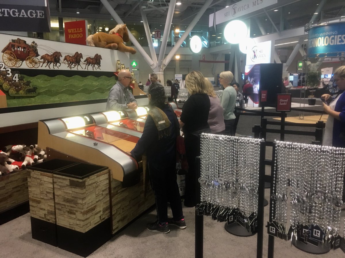 Going for the pony..#wellsfargo #NARAnnual