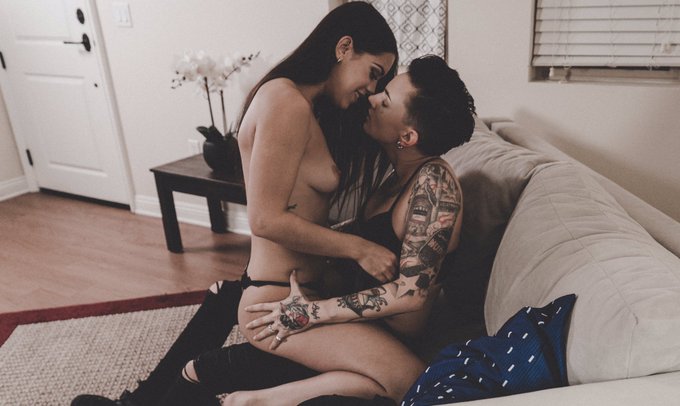 1 pic. Y’all gonna love this. And if you don’t... i did ? @ItsAlinaLopez ??#fuckyourfakegg #dykeddown