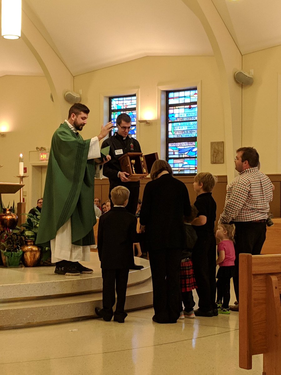 MundeleinSem's tweet image. &quot;When I was a child, I thought our genius God invented a holy machine to make priests, and my wise mother patiently guided me step by step to understand what a vocation is...Now I am almost a priest!&quot; -Deacon Ton Nguyen

More: usml.edu/stump-jesse-su…   

#vocationawarenessweek