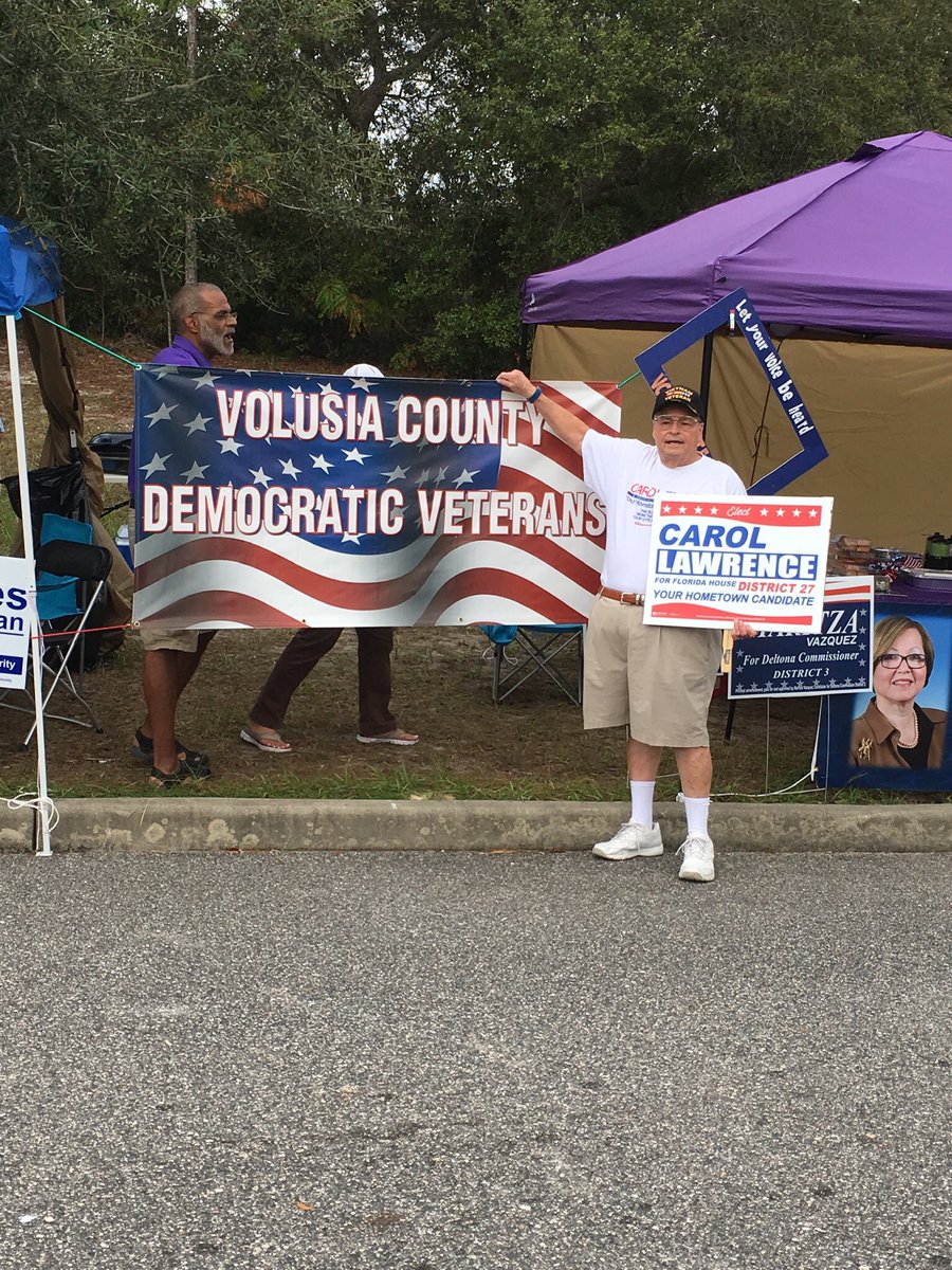 shadylady1976's tweet photo. DEM  vets volunteering at the Deltona Library FL today for early voting.  Lots and lots of voters. @CarolForFlorida @AndrewGillum @melforsenate14 @SenBillNelson 
#BlueWaveComing https://t.co/sF9tZUctlO