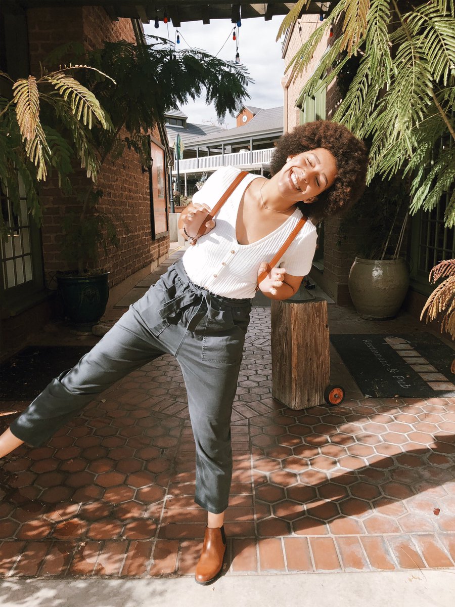 blackiee_chann5's tweet image. sunshine makes me happy (: