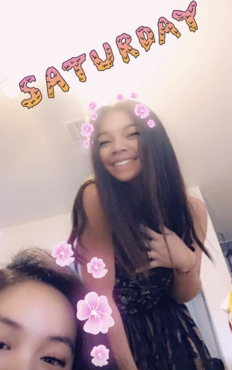 juleskmag's tweet image. soft serve #hoco2k18