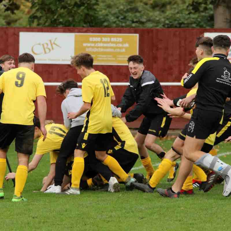 ynyswelfare's tweet photo. Thank you to all the companies who supported us , the supporters who made unreal noise at both games, the players who have been incredible, they should never have got this far never mind compete today and lastly @Plummer2017 for all his help, diamond of a guy. Loved it https://t.co/bYgsc80ksF