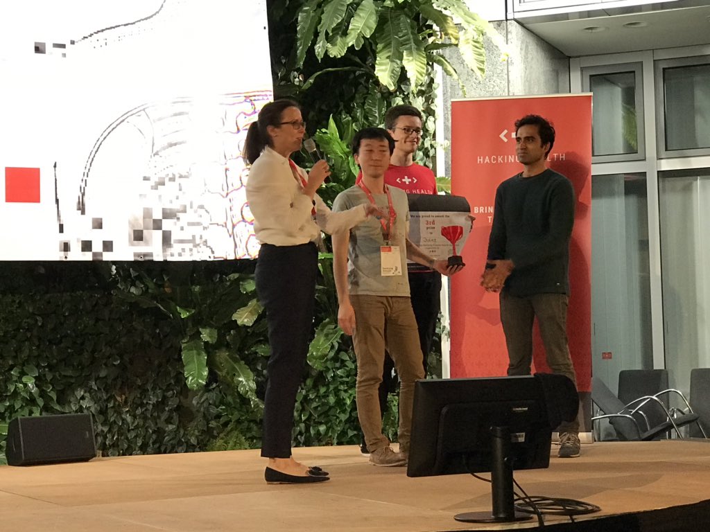 healthcare_de's tweet photo. #hackingfemalehealth And now - the prizes! (from left) #3 Juliet, #2 mellow-dee ... and #1: #PeriPower. Congratulations 🎊🎈🍾🎉 https://t.co/a0Zwg9YKSp