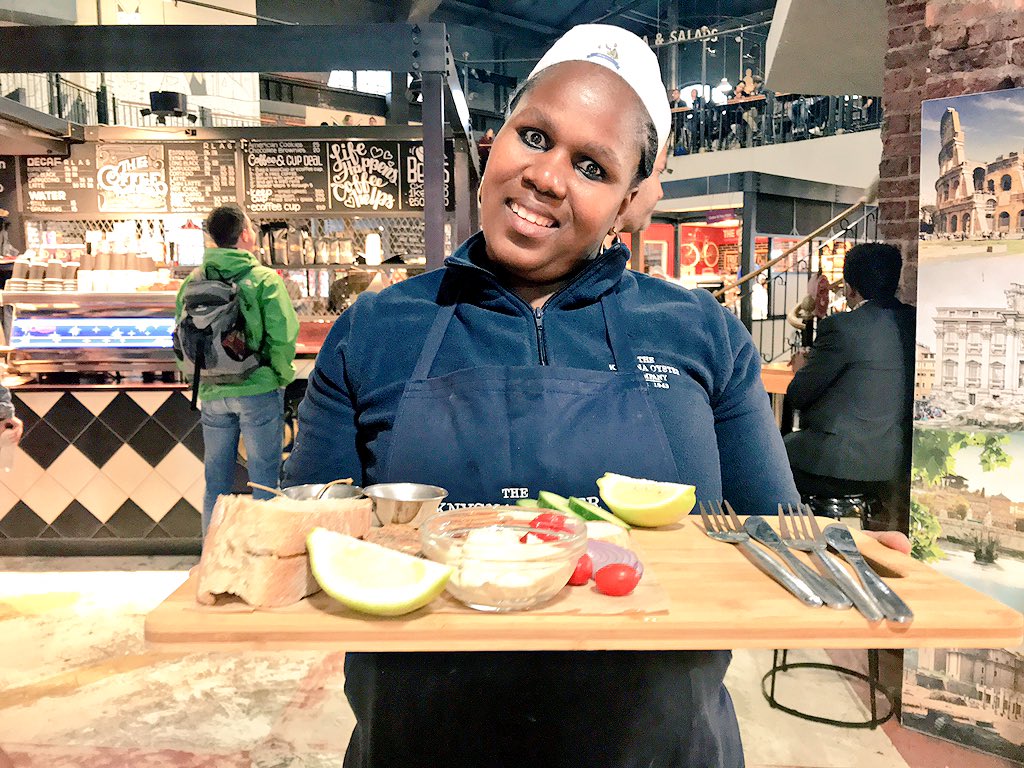 UKFoodshow tweet media