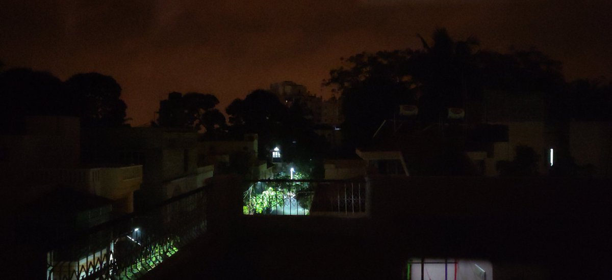 devrobotics_dev's tweet photo. OnePlus Nightscape, not too bad!
#OnePlusNightscape #ShotOnOnePlus #OnePlus6T @MKBHD https://t.co/wb55RALJ4t