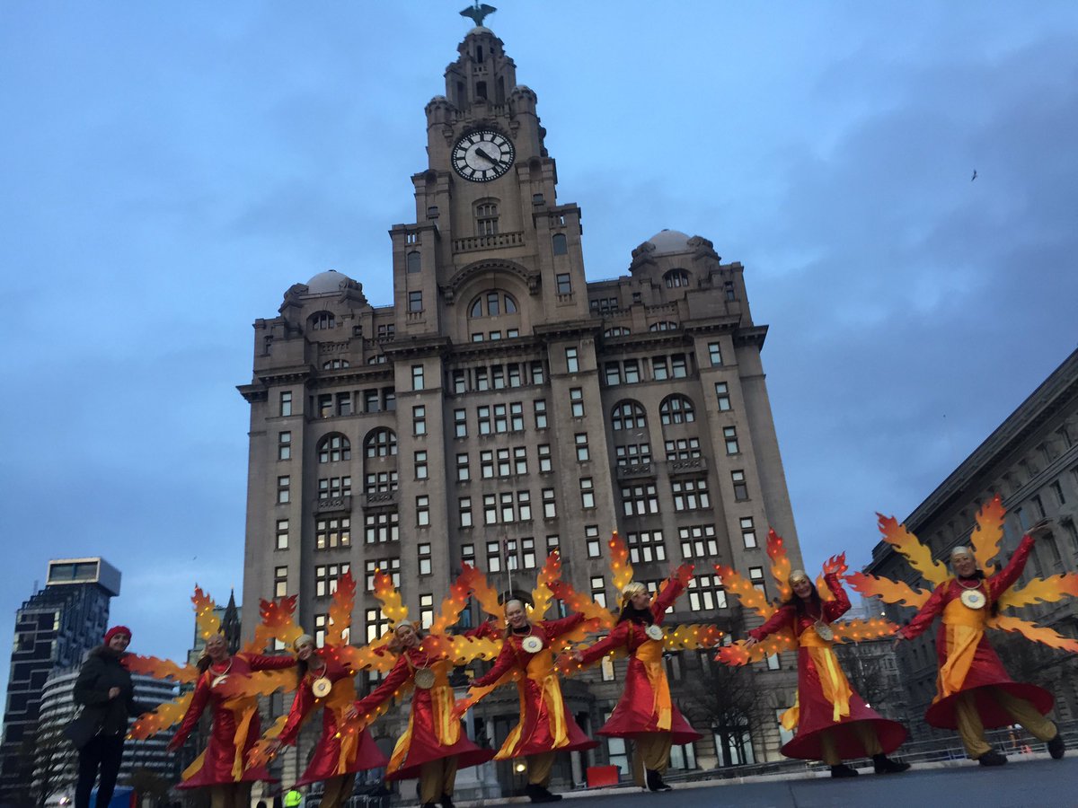 Performing as bewitching fire spirits with @thelanterncompany #riveroffire #cultureliverpool #dance #costume #lights #lantern #bonfirenight #fire #walkabout #liverpool #pierhead  #chinadream #LiverBuilding