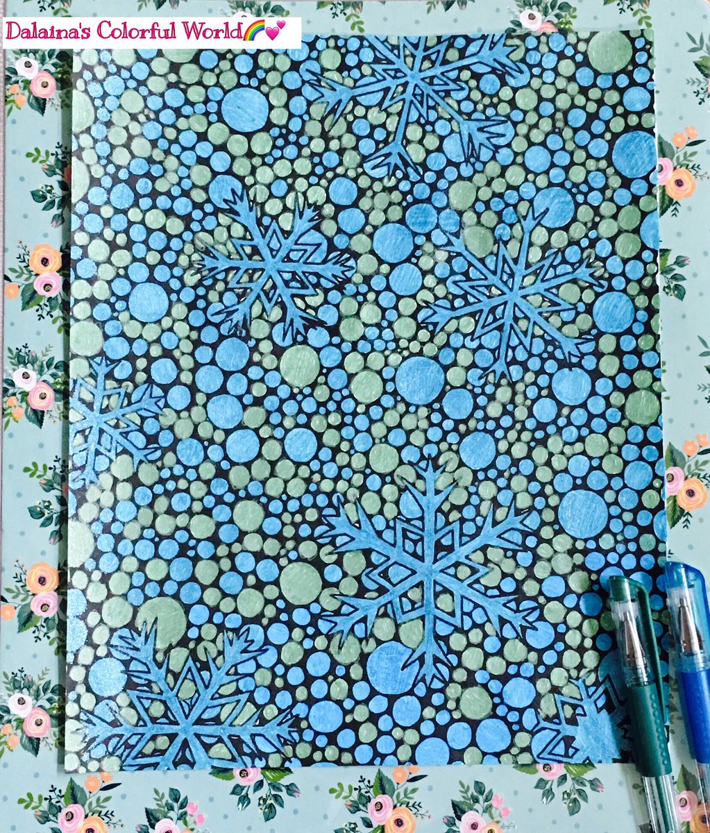 bonbonsandbooks's tweet image. It&apos;s done! #CurrentProject from #Zendoodles the book is #WinterWonders using #glittergelpens ! #adultcoloring #myhobbies #dalainascolorfulworld 🌈💕