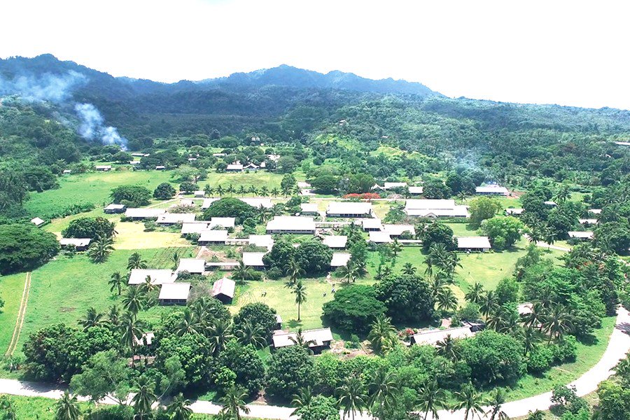 We know its the last lap for #2018 and you are still raring to go so you have 10 days to put in a #bid for the construction of #solar pv and diesel ower hybrid power system at Selwyn College in the #SolomonIslands.
Image copyright: Island Sun

acsepacific.org/solar-pv/