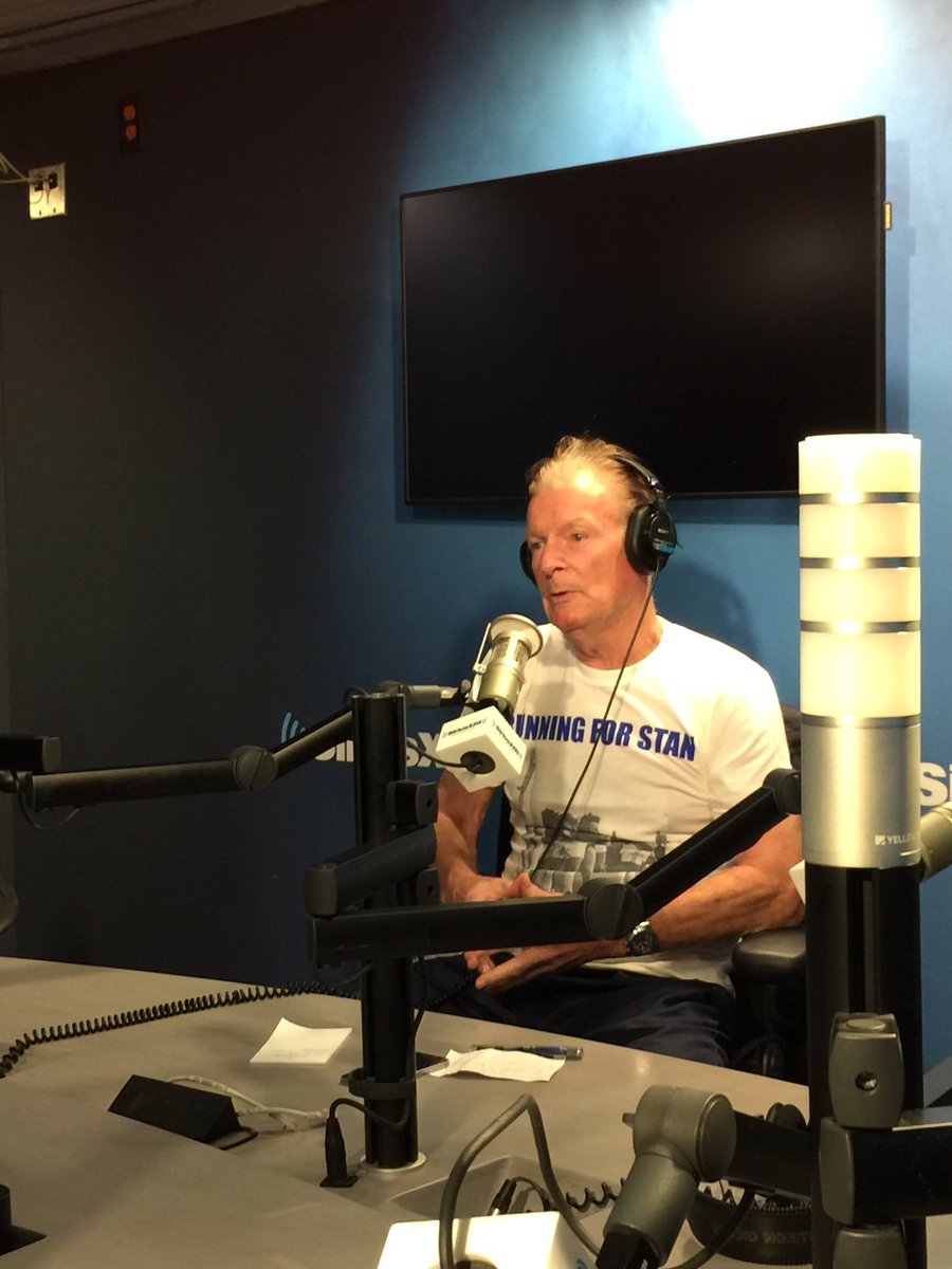 SiriusXMFC's tweet photo. Congratulations @DonShanksQPR finishing the @nycmarathon in 4:11:33all to raise money to help Stan Bowles. https://t.co/lXfJv2X4Y5 #RunningForStan https://t.co/lu3PhbuIlq