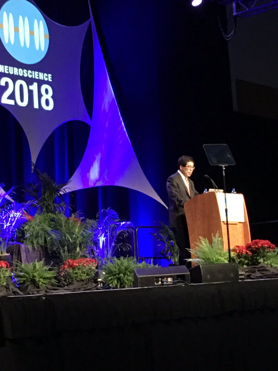 justthevax's tweet image. Excited for Zhigang He’s lecture on acin regeneration and functional repair #SfN18 #spinalrepair