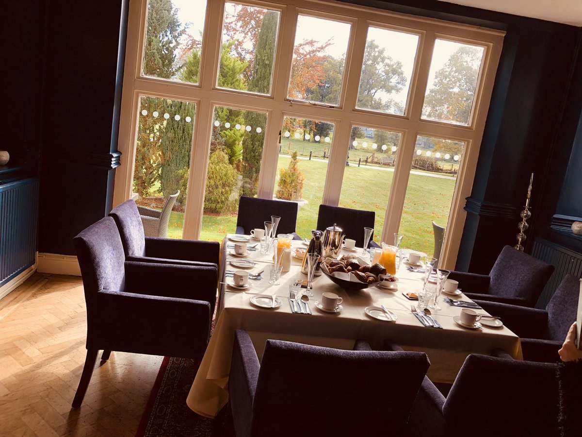 GemmieGemma's tweet photo. Today we finished the @Banks_Sadler #FAMtrip with #brunch and #showround at the beautiful @HH_LlyndirHall #eventprofs #countryvenue https://t.co/hrCG9Fjy16