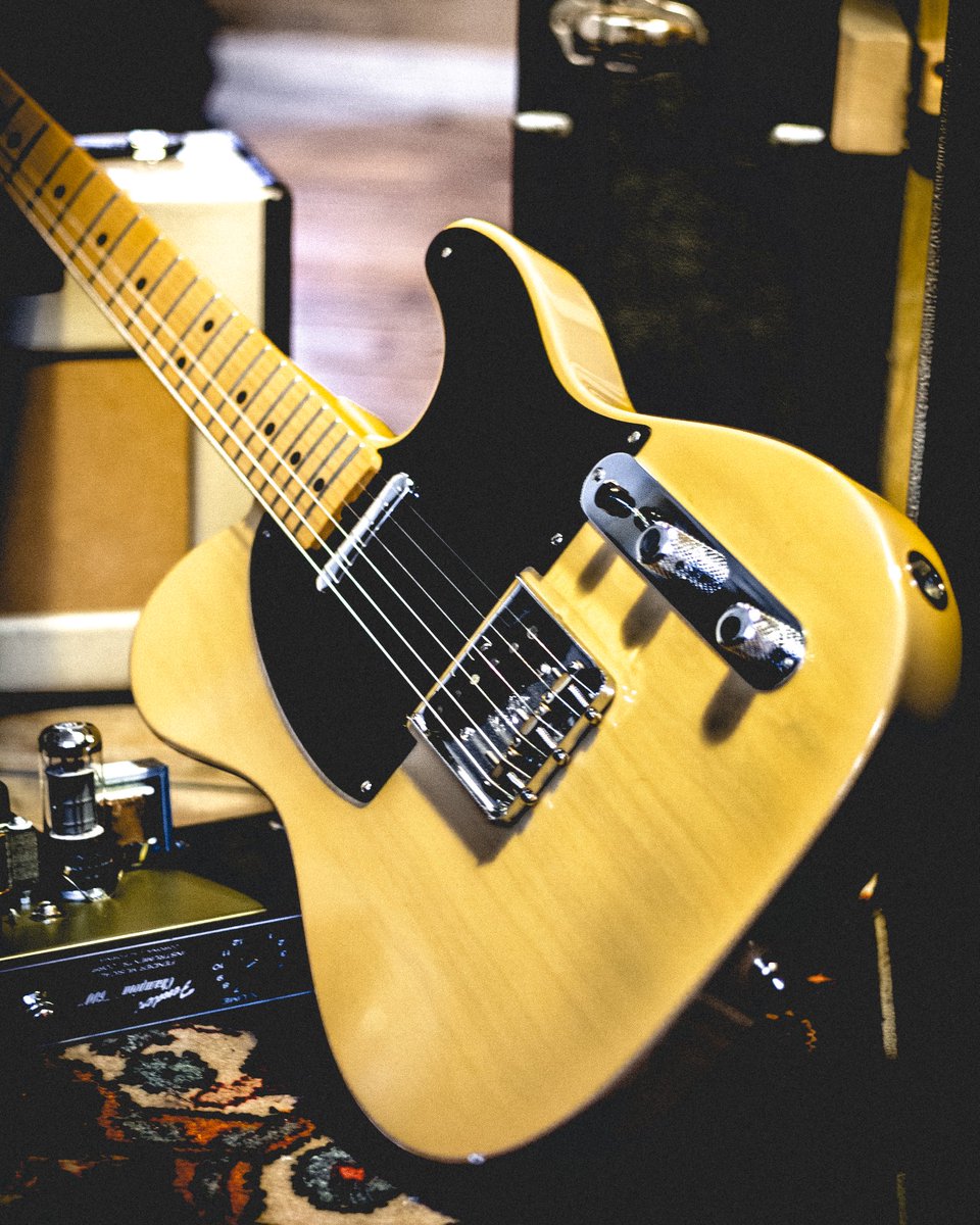 Vintage Blonde for your Sunday dinner. Tasty. Oh, and TONE.