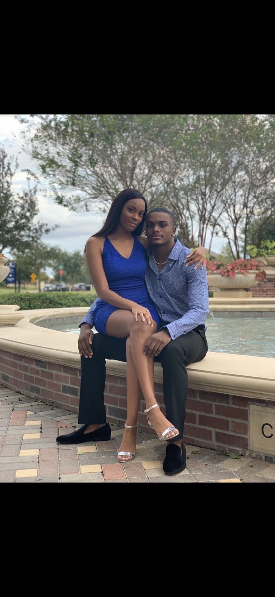 coco_azema's tweet image. Coco X Kyn ❄️ #hoco2k18