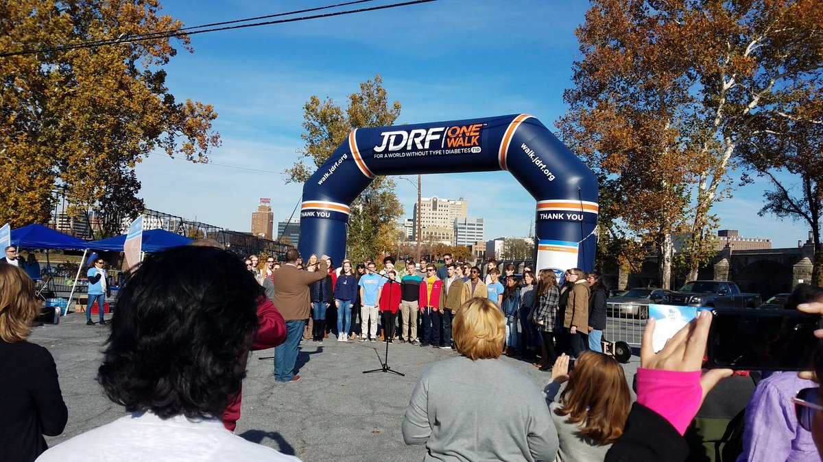 Cumberland Valley Soaring Voices starting the opening ceremonies at the JDRF Walk today! 

 <a href="/Mr_d_Hampden/">Mario de La Barrera</a> <a href="/FlyCVEagles/">Cumberland Valley High School</a>