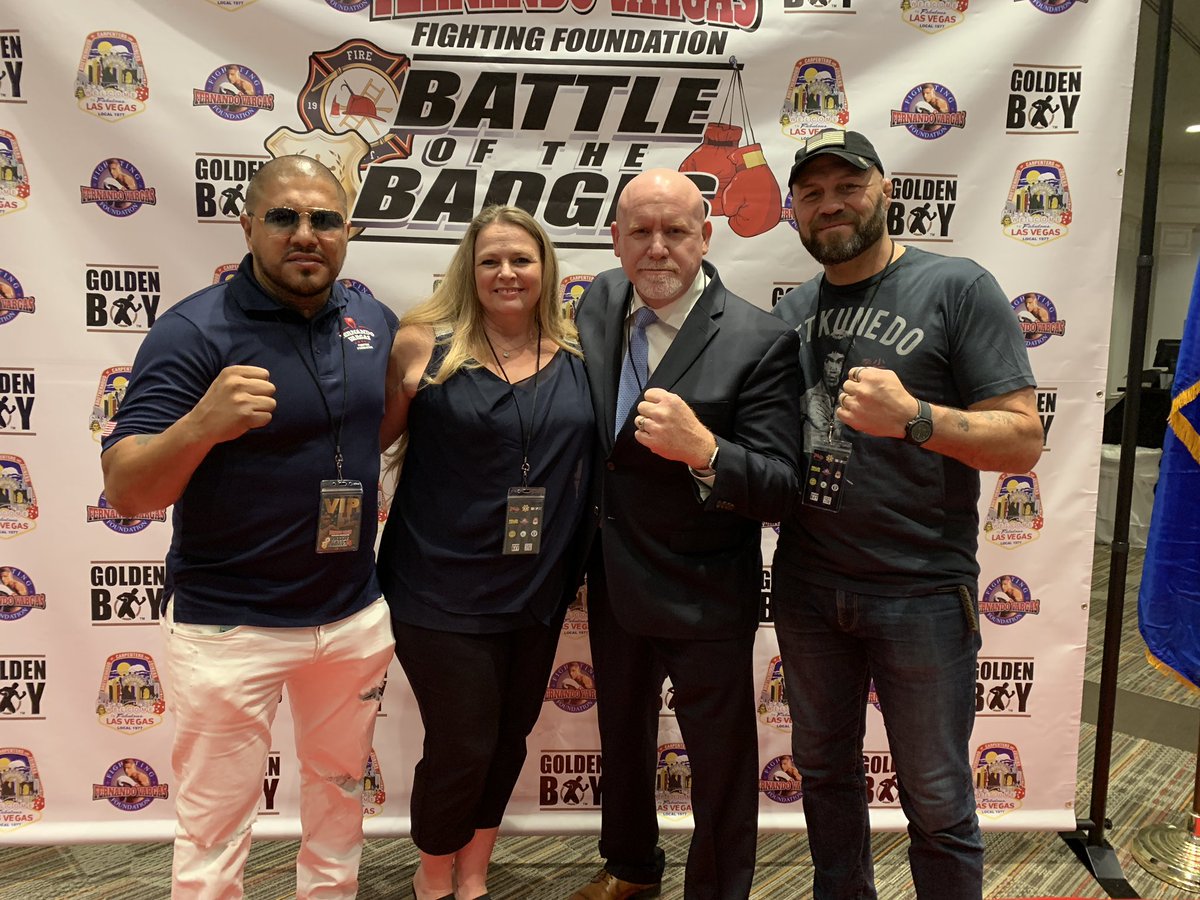 VargasFDN's tweet photo. Fernando Vargas Fighting Foundation would like to thank all of our sponsors and everyone who attended for making the Battle of the Badges a huge success. Thank you for “Giving inner city kids a fighting chance” #FVFFBoxing #USAboxing #VegasStrong https://t.co/UQplZBsOmb
