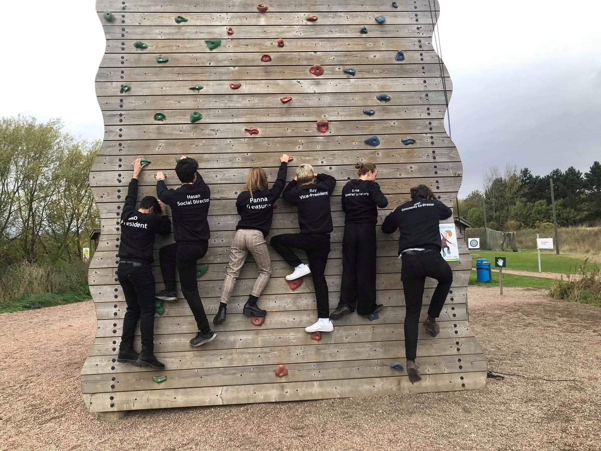 EnactusUCL's tweet photo. The last pose is the best for sure...🤭@EnactusUK #enactus #enactustrainingweekend https://t.co/aGxBfg3S7a