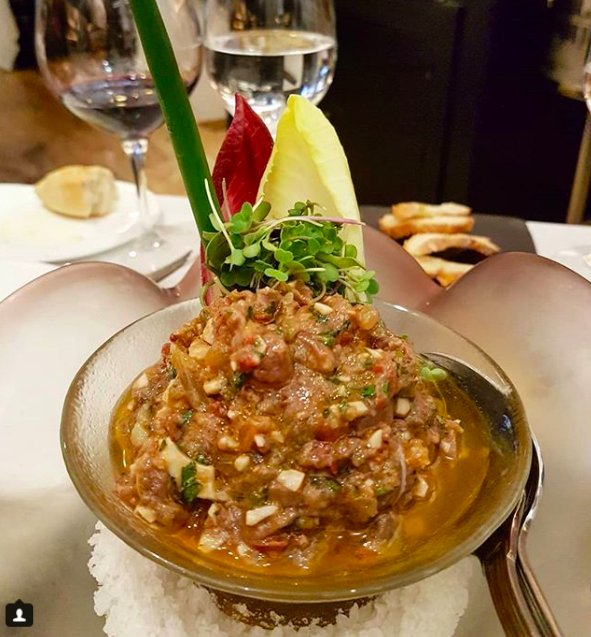 Tartar de ciervo, solo en Viridiana.

#cocinaconraza #foodlover #foodies #foodporn #food #foodporn #yum #instafood  #yummy #amazing #instagood #photooftheday #dinner #fresh #tasty #foodie #delish #delicious #eating #foodpic #foodpics #eat #hungry #foodgasm #hot #foods #deli