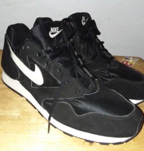 dan barker on Twitter: "1993 'Nike Decade' shoes sell for hundreds on ebay, even in poor condition. This sold for $335 the other day. They were the shoes Heaven's Gate
