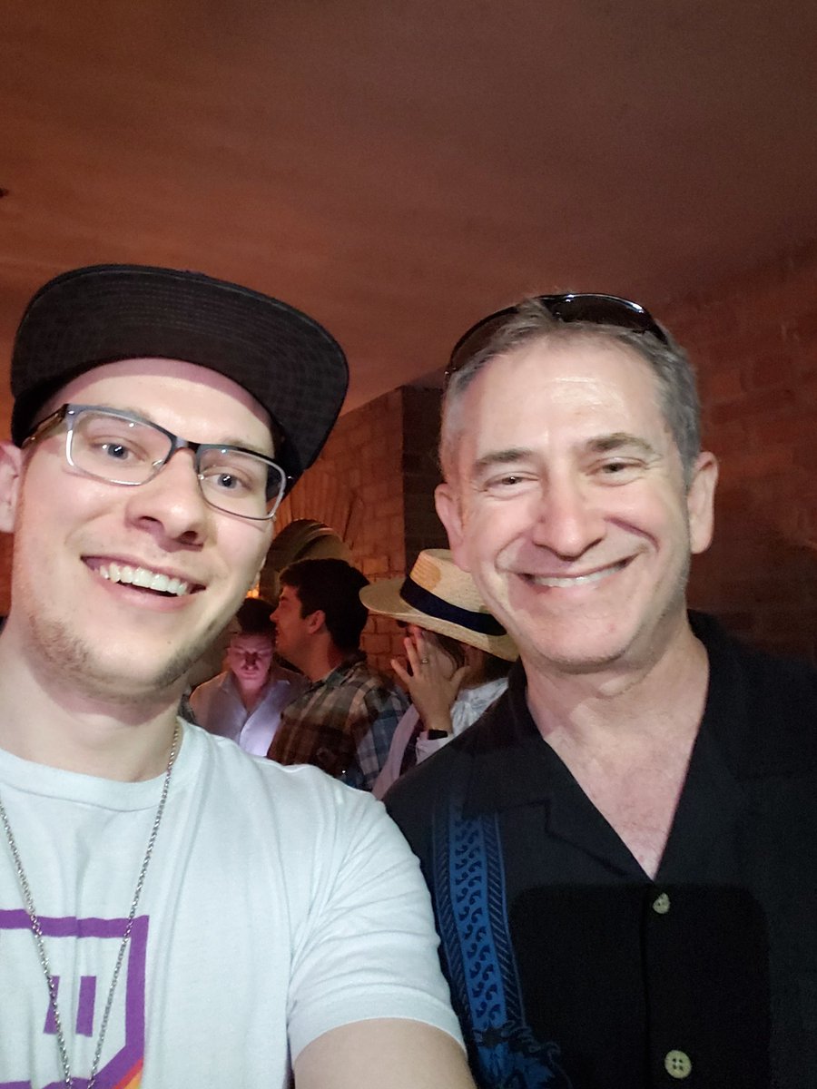 Pacemaker95's tweet image. I DO NOT REGRET DISNEY ANYMORE HOLY SHIT