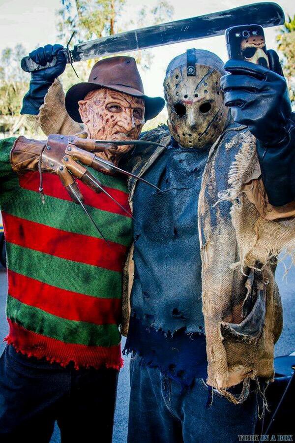 DropKickYoHoe's tweet photo. GANG SHIT! Pull up fuck niggas! https://t.co/fFZO3s5xai