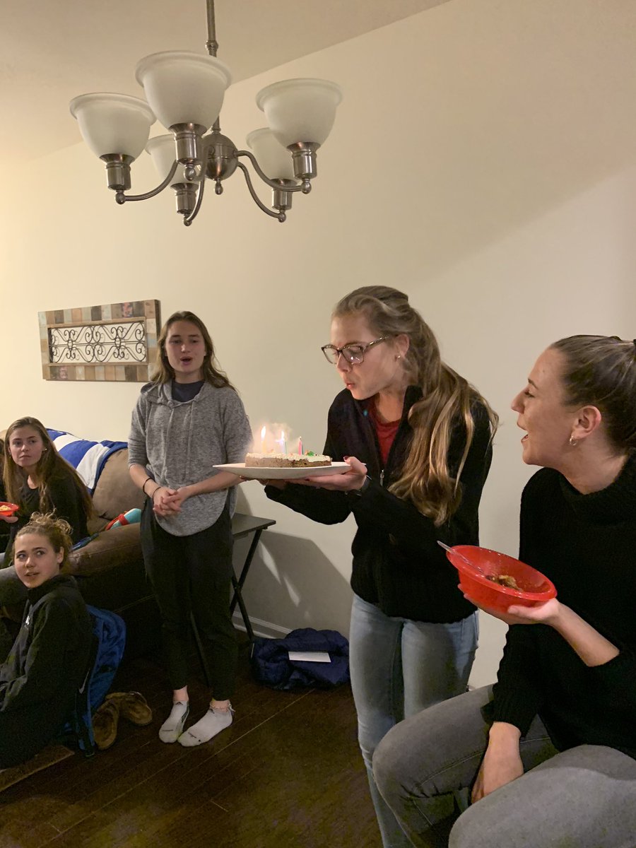 fasttrackrealty's tweet image. It was a chili and cornbread kind of night. Love having the squad over for a home cooked meal #sweetpotatochili #noleftovers #falltimefun 🍁🍽🙌🏽