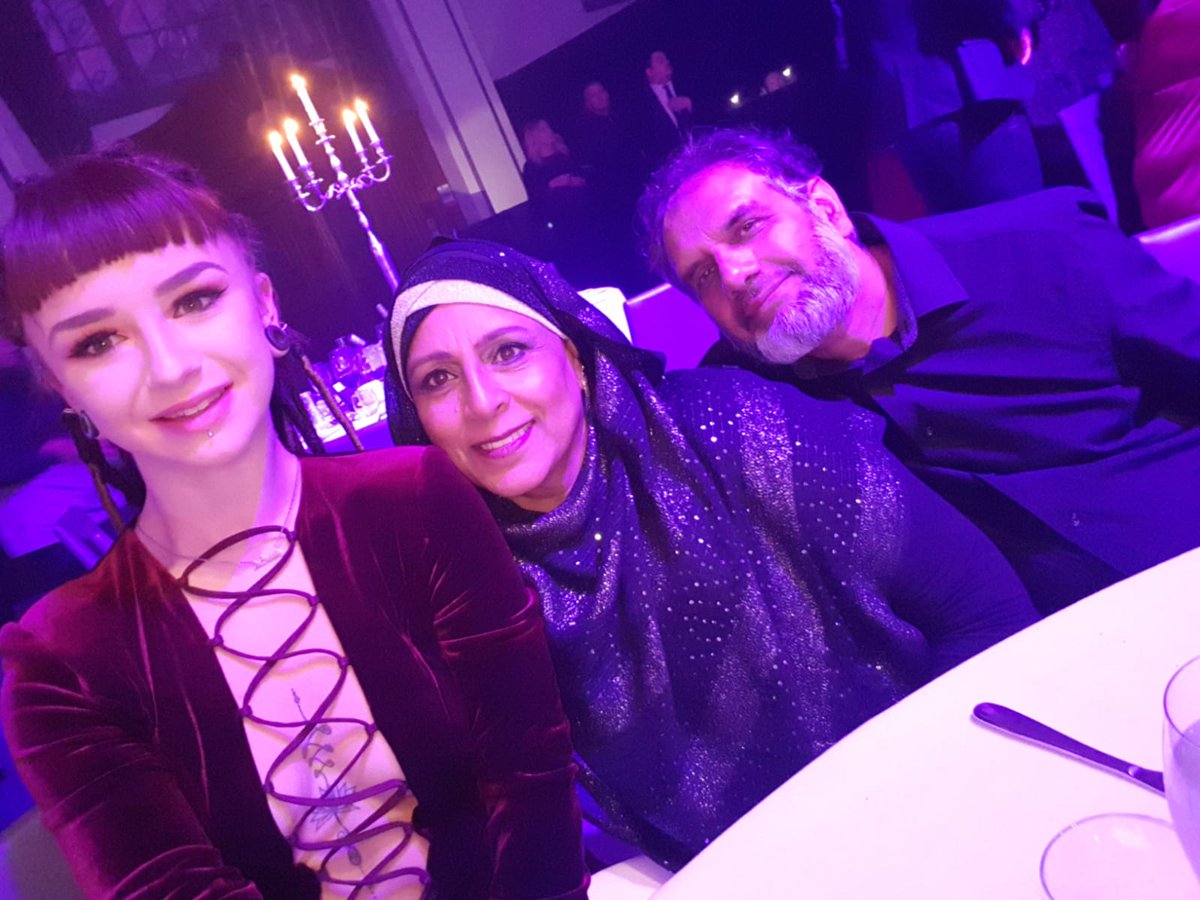 hiddencorner1's tweet photo. #maras18 waiting for our name to be called as a WINNER!! https://t.co/fF1f6egwXz