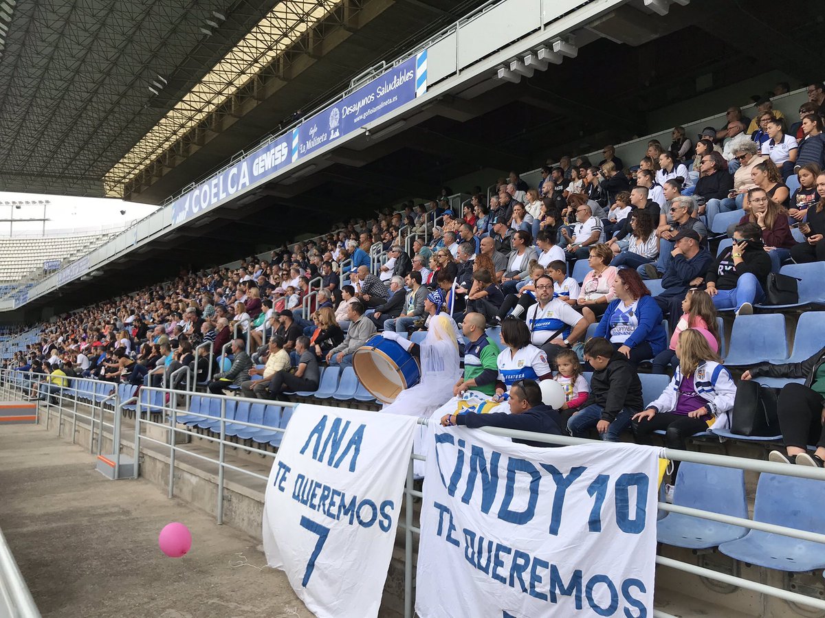 gacindy10y's tweet photo. MUCHAS GRACIAS AFICIÓN. +3 Para tod@s ustedes! ⚪️💙💪🏻⚽️ Seguimos Creciendo @UDGTenerife #familia #LigaIbedrola #c10 #FutbolqueEnamora https://t.co/lQJIAUY3z3