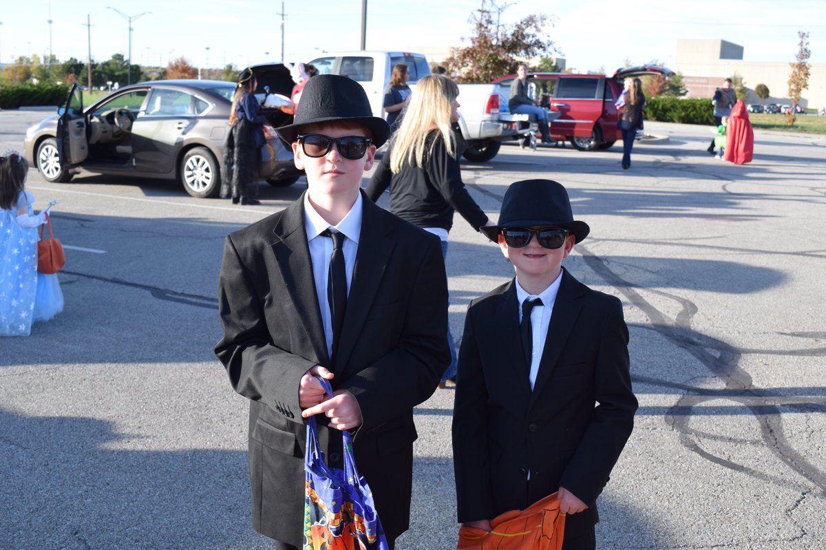 stmarksolathe's tweet photo. Fall Festival and Trunk or Treat celebration pictures from last weekend. #happyreformation #potluck #trunkortreat https://t.co/GShekGI43U