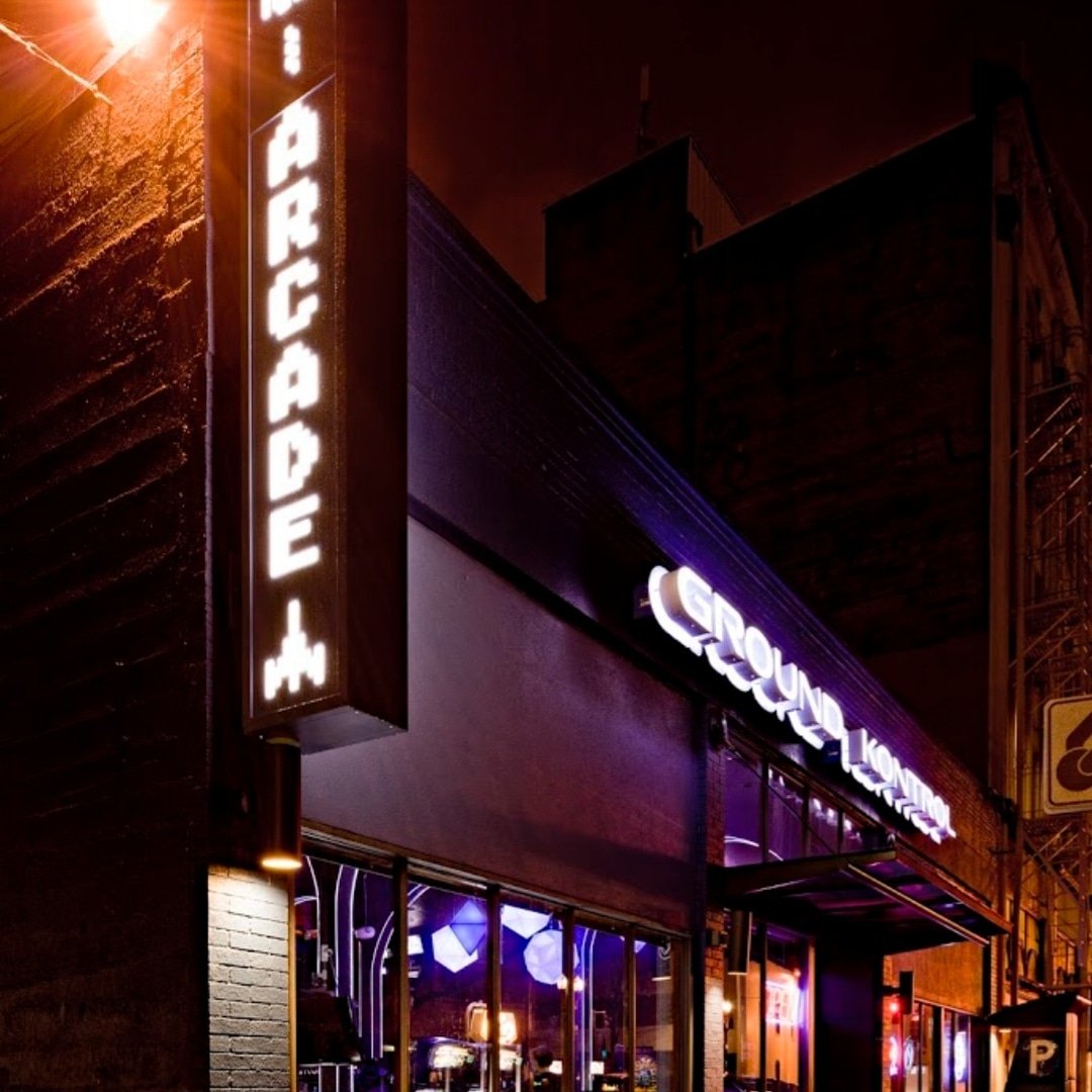 ExtraLifePDX's tweet photo. Post #ExtraLife marathon blues? Haven't Extra Life'd yet? We have an event at Ground Kontrol today for those of you who won’t be sleeping off your gaming from yesterday! We will be there around 2PM today! Come by and show some live for your @extralifepdx guild some love! https://t.co/oFBeR8uwAM