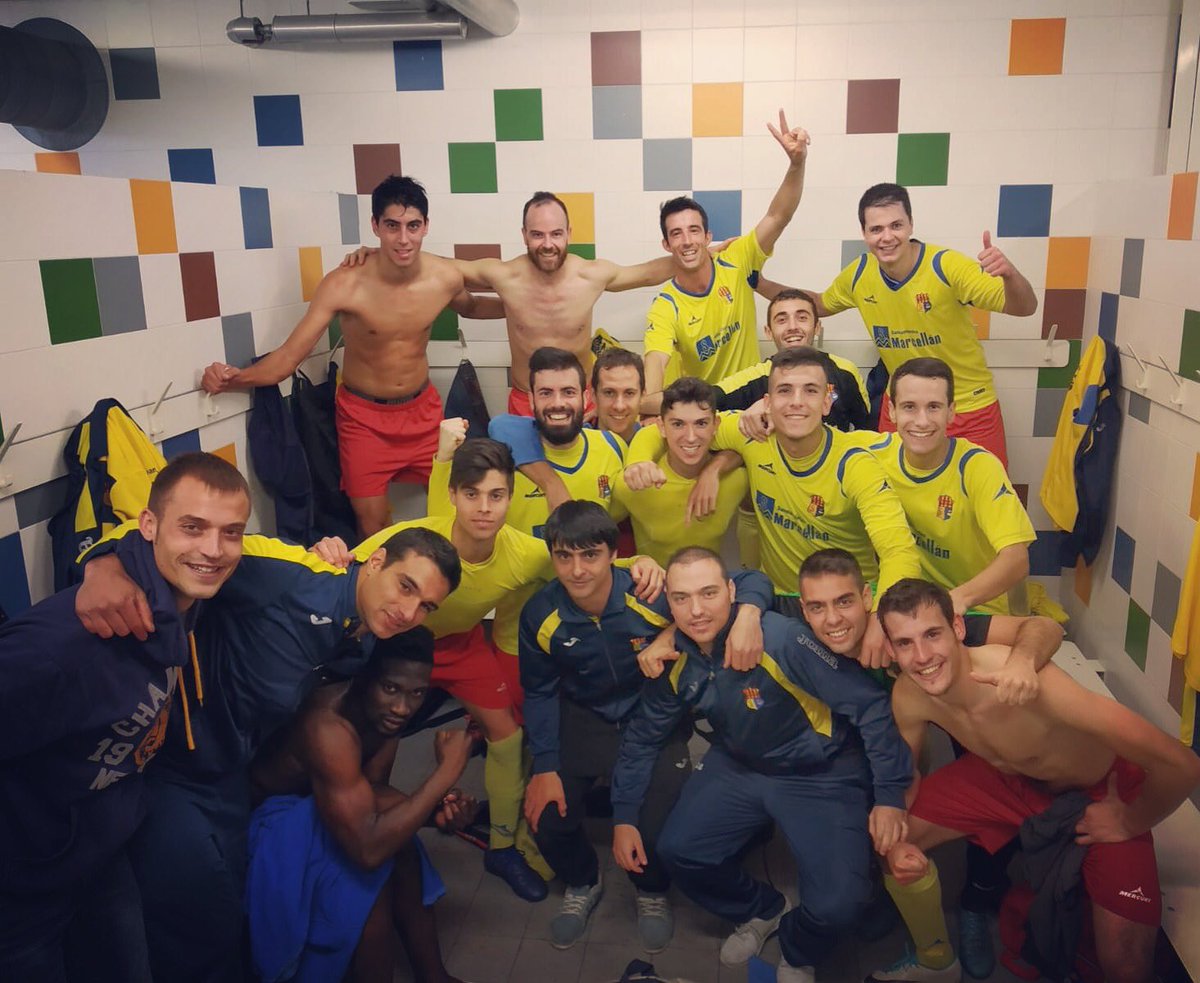 Tras la victoria de hoy en San José por 1-2 (Villar y A.Murillo), abandonamos los puestos de descenso. Siempre familia 🍍⚽️ A seguir trabajando #AupaSanta