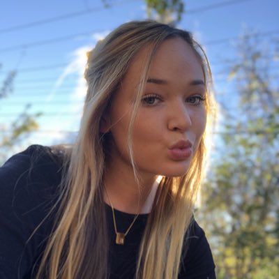 anniegraham16's tweet photo. #NewProfilePic https://t.co/UcaEBAcSgA