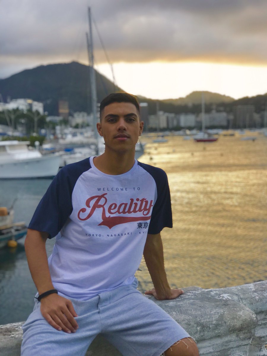 gabrielfariago's tweet photo. vem aqui pro meu lado... 🌅 https://t.co/Ke8o3t5CMF