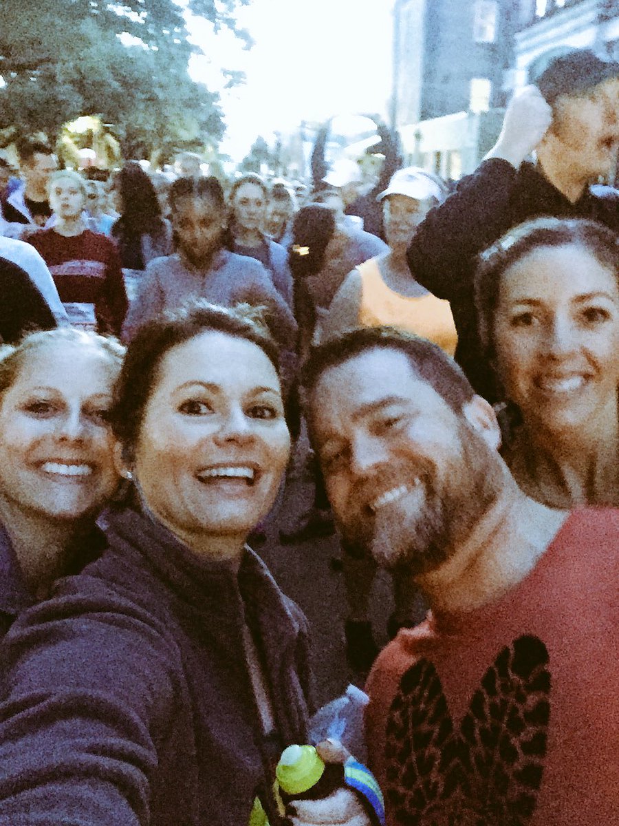 amycatvw's tweet photo. Ready to get running #runwildnyc https://t.co/6khLTZbygi